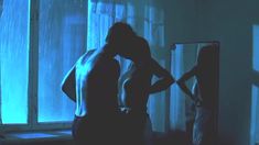 Юлия Майборода показала голую грудь в сериале «Морпехи» фото #2