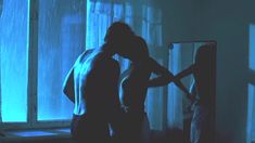 Юлия Майборода показала голую грудь в сериале «Морпехи» фото #4