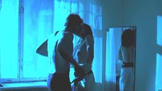 Юлия Майборода показала голую грудь в сериале «Морпехи» фото #5