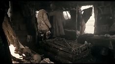 Юлия Мен снялась голой в фильме «Кочегар» фото #2