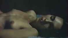 Голая грудь Юрате Вилунайте в фильме «Каникулы» фото #5