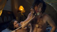 Голые сиськи Янины Мелеховой в сериале «Охотники за бриллиантами» фото #1