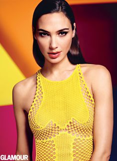 Галь Гадот без лифчика в журнале Glamour фото #1