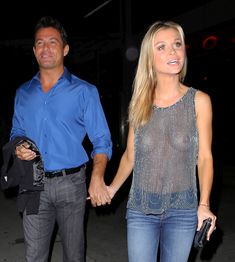 Джоанна Крупа засветила грудь в Беверли-Хиллз фото #14