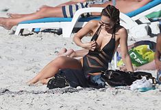 Соблазнительная Майлин Класс купается в Кейптауне фото #18