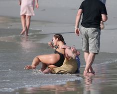 Соблазнительная Майлин Класс купается в Кейптауне фото #42