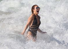 Соблазнительная Майлин Класс купается в Кейптауне фото #56