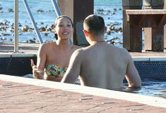 Соблазнительные изгибы тела  Майлин Класс в бикини фото #12