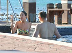 Соблазнительные изгибы тела  Майлин Класс в бикини фото #28