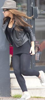 Попка Майлин Класс в лосинах фото #5