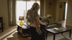 Голая Дайан Крюгер в сериале «Мост»