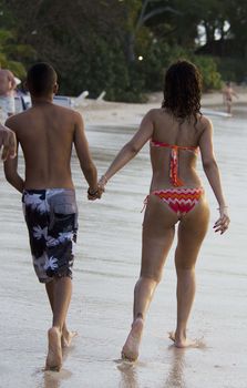 Горячая Рианна в купальнике в Барбадосе