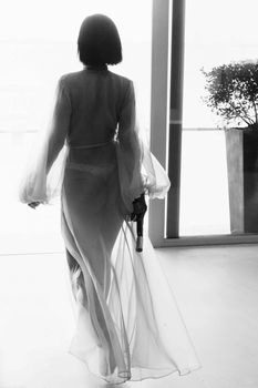 Рианна с голой грудью в фотосессии для клипа Needed Me фото #7