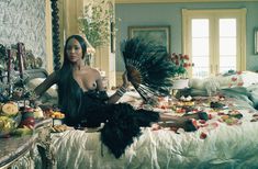 Горячая Наоми Кэмпбелл разделась для журнала Vogue фото #2