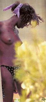 Голая пиьска Наоми Кэмпбелл фото #5