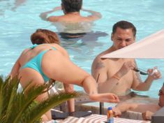 Секси Леди Гага в бикини на вечеринке в Бразилии фото #7