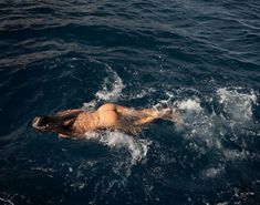 Алессандра Амбросио разделась для журнала Maxim фото #6