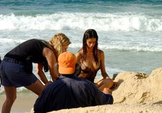 Засвет груди Адрианы Лимы на сьемках для календаря Pirelli фото #3