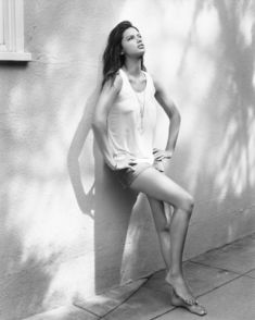 Адриана Лима в эро фотосессии для журнала Esquire фото #8