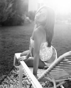 Адриана Лима в эро фотосессии для журнала Esquire фото #12