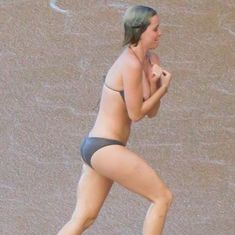 Сочный бюст Кэти Перри в купальнике на Гавайях фото #8