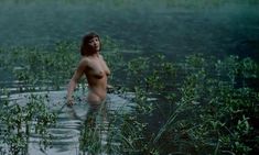 Голая Софи Марсо в фильме «Шальная любовь» фото #11