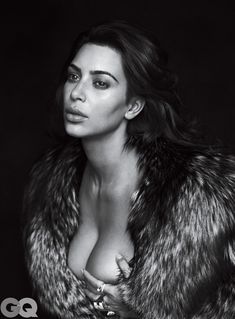 Ким Кардашьян голышом в журнале GQ фото #5