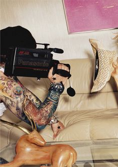 Оголенка с Памелой Андерсон в журнале XTRA фото #6