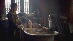 Голая Ева Грин в сериале «Камелот» фото #13