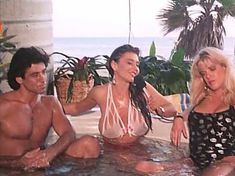 Голая Ава Каделл в фильме «Жестокая охота» фото #12