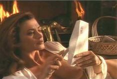 Голая Ава Фабиан в сериале «Эротические признания» фото #21