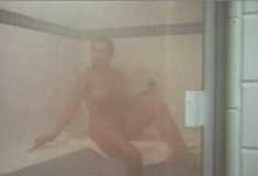 Голая Ава Фабиан в сериале «Эротические признания» фото #26