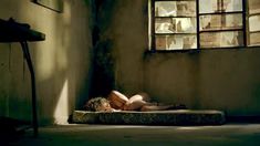 Голая Адриа Архона в сериале «Нарко» фото #6