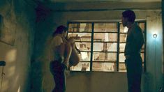 Голая Адриа Архона в сериале «Нарко» фото #10