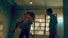 Голая Адриа Архона в сериале «Нарко» фото #12