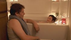 Голая грудь Адриэн Мишлер в фильме «Доброй ночи» фото #2