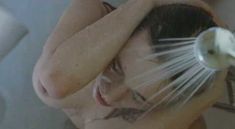 Голая грудь Азии Ардженто в фильме «Мать слёз» фото #4