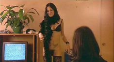 Голая Азия Ардженто в фильме «Пурпурная дива» фото #8