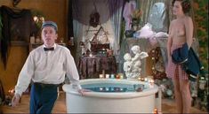 Голая грудь Айони Скай в фильме «Четыре комнаты» фото #13