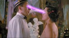 Голая грудь Айони Скай в фильме «Четыре комнаты» фото #14