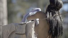 Голая Аланна Форте в фильме «Красная Шапочка» фото #4