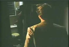 Голая Александра Пол в фильме «8 миллионов способов умереть» фото #3