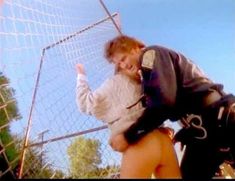 Голая Александра Тайдингс в сериале «Дневники «Красной туфельки»» фото #10