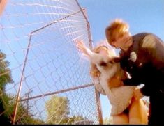 Голая Александра Тайдингс в сериале «Дневники «Красной туфельки»» фото #12