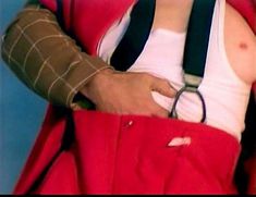 Голая Александра Тайдингс в сериале «Дневники «Красной туфельки»» фото #24