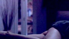 Аликс Коромзай засветила грудь в фильме «Три» фото #4