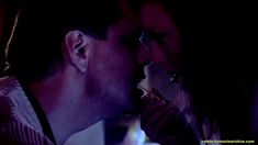 Голая киска Алиши Класс в фильме «Центр мира» фото #4