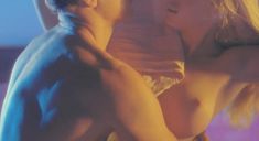 Голая Алонна Шоу в фильме «Двойной удар» фото #5