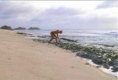 Голая Аманда Донохью в фильме «Отверженный» фото #22