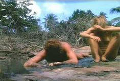 Голая Аманда Донохью в фильме «Отверженный» фото #58